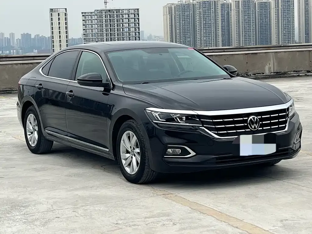 Volkswagen Passat — фото 5