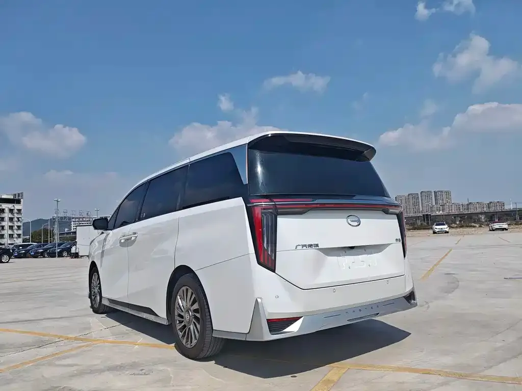 GAC Motor Trumpchi M8 — фото 2