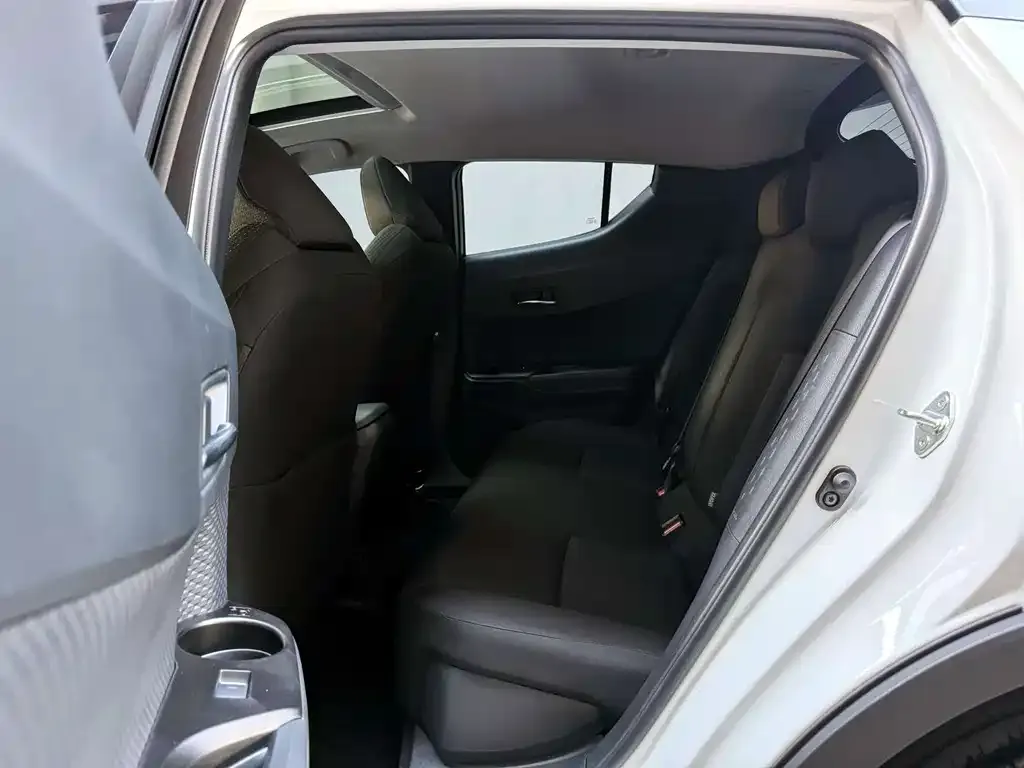 Toyota IZOA 2023 из CN, фото 4