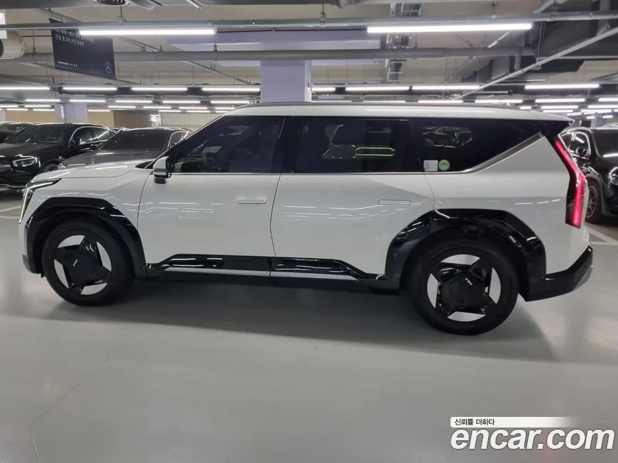 Kia EV9 2024 из KR, фото 2
