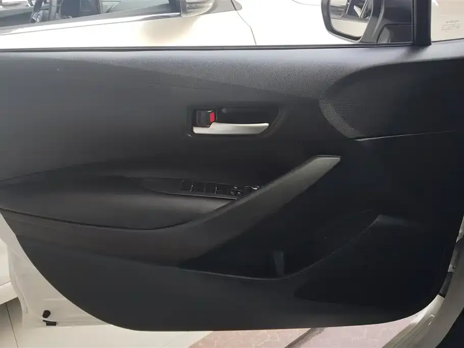 Toyota Corolla 2023 из CN, фото 4