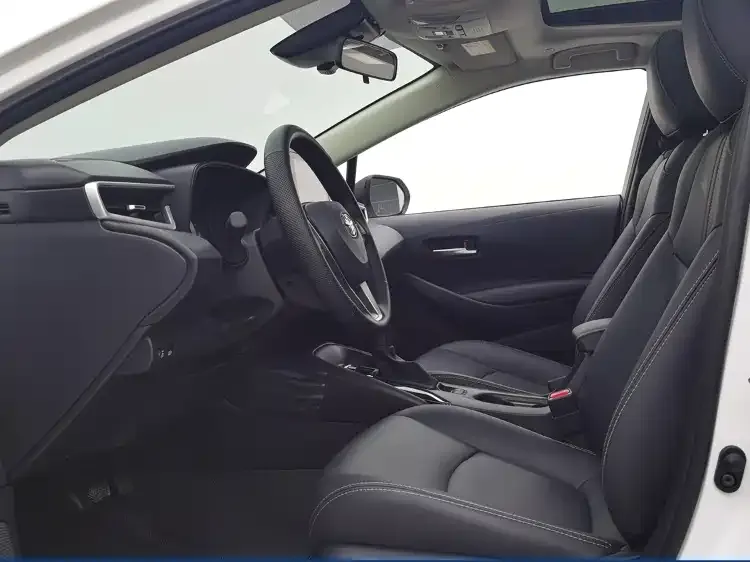 Toyota Corolla 2025 из CN, фото 3
