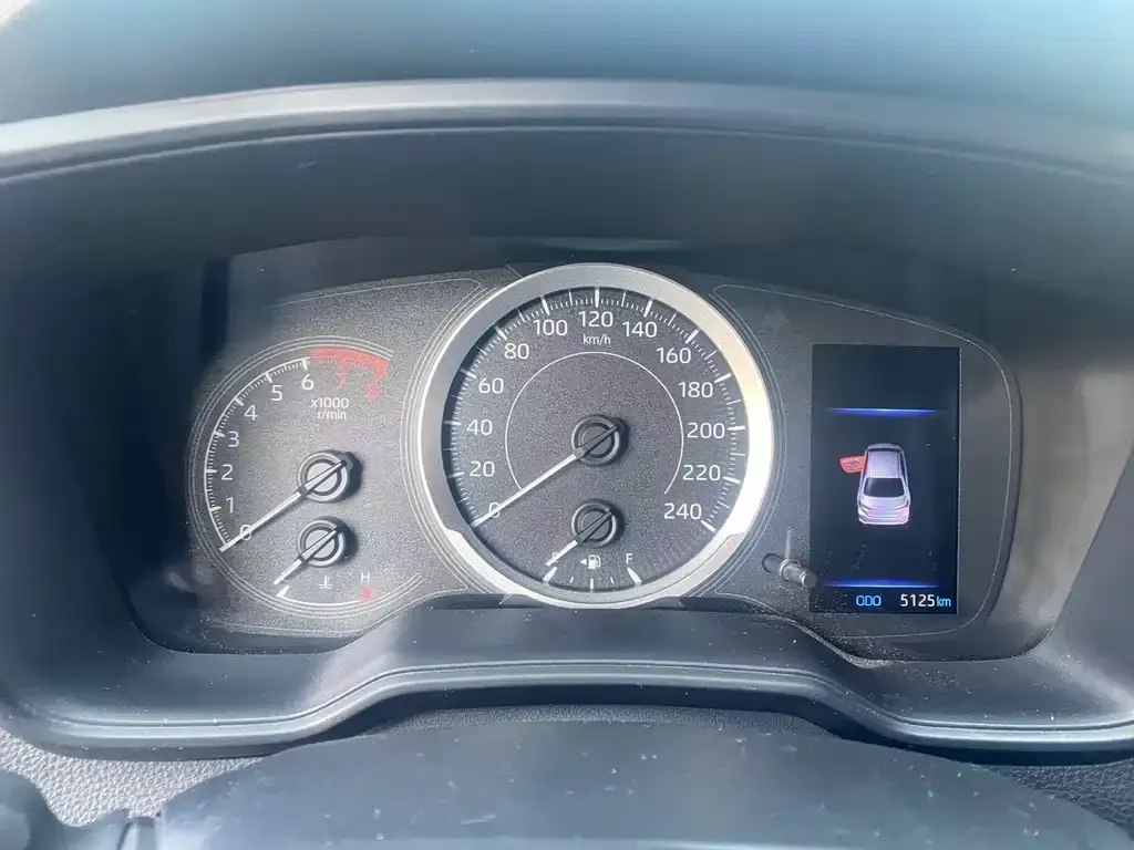 Toyota Corolla 2025 из CN, фото 7