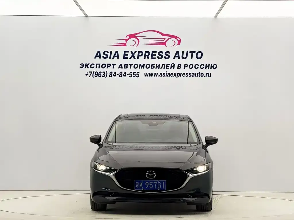 Mazda 3 Axela 2022 из CN, фото 2