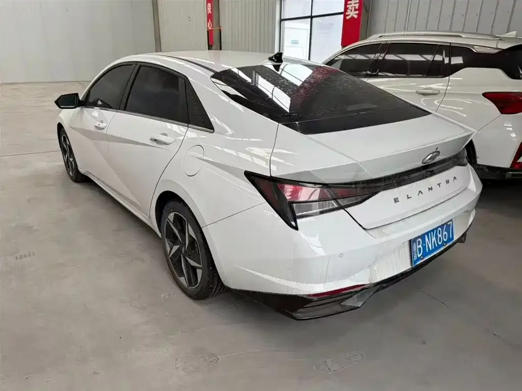 Hyundai Elantra 2022 из CN, фото 8