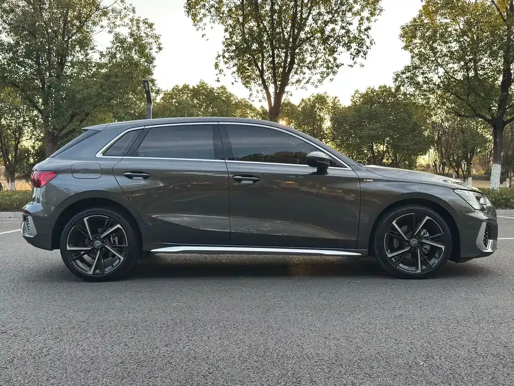 Audi A3 2022 из CN, фото 7