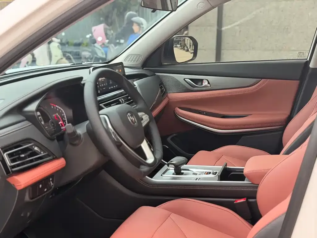 Changan CS75 2025 из CN, фото 5