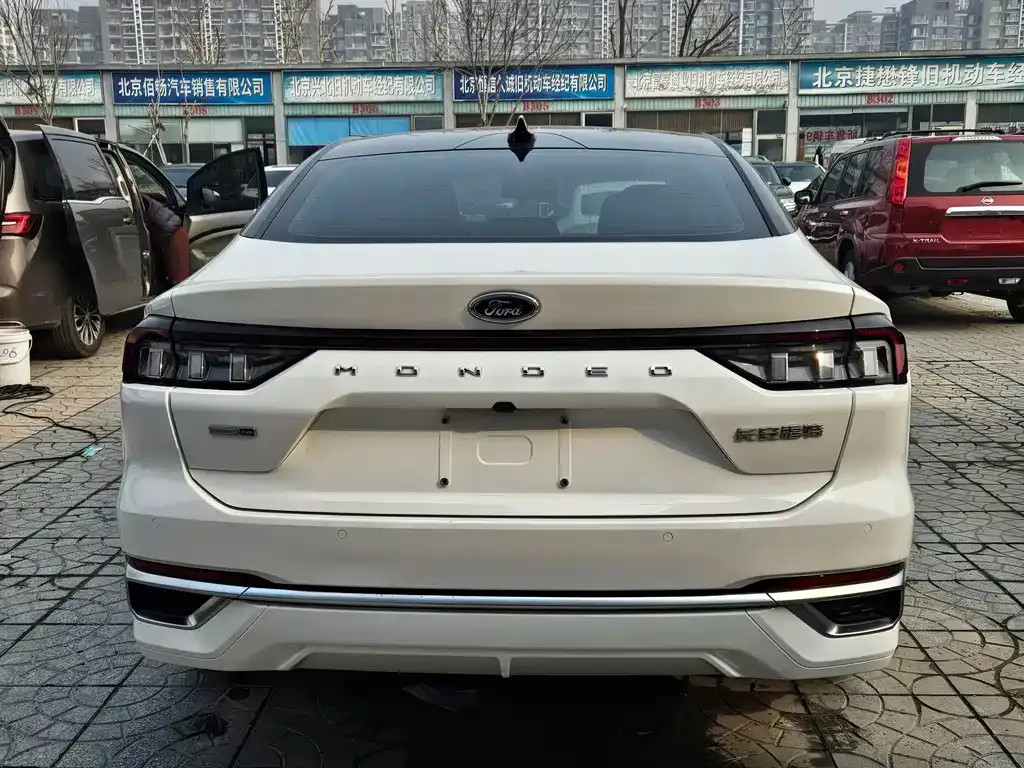 Ford Mondeo 2022 из CN, фото 10