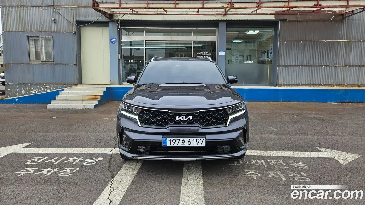 Kia Sorento — фото 7