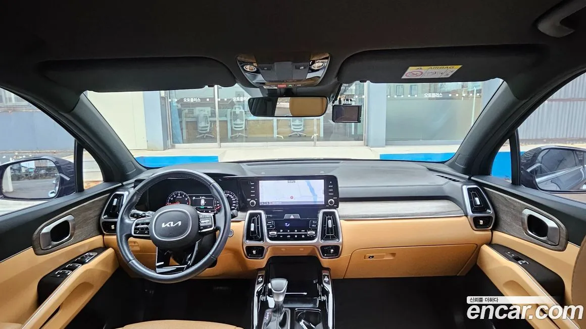 Kia Sorento — фото 8