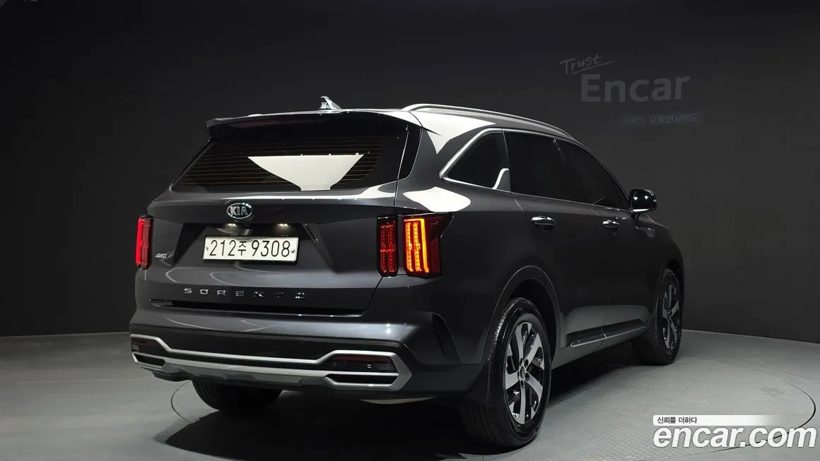 Kia Sorento — фото 3