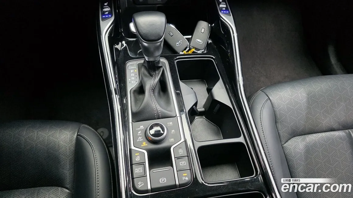 Kia Sorento — фото 10