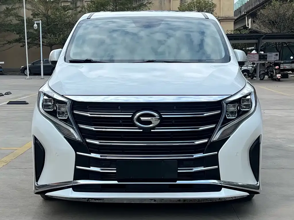 GAC Motor Trumpchi M8 — фото 1