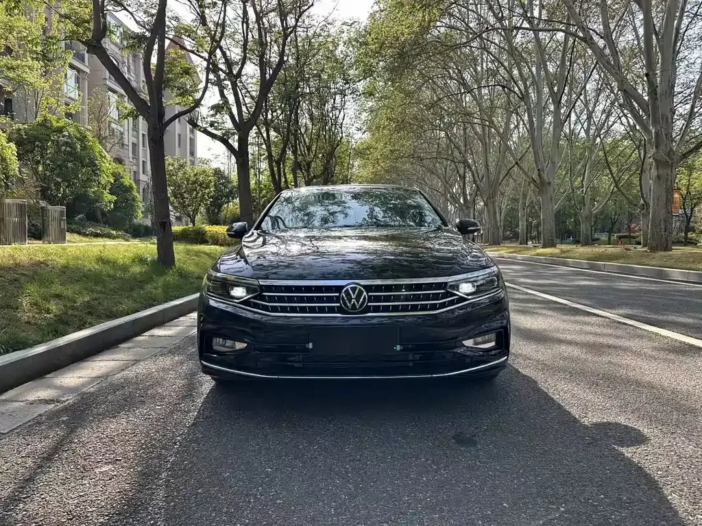 Volkswagen Magotan 2024 из CN, фото 5