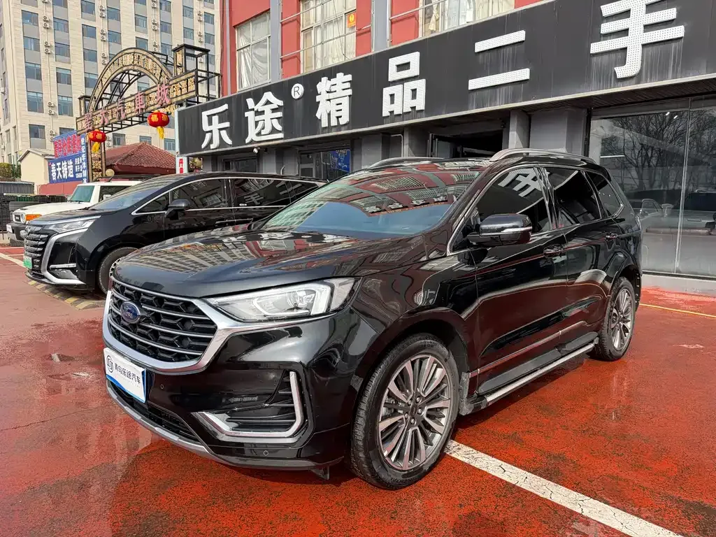 Ford Edge — фото 7
