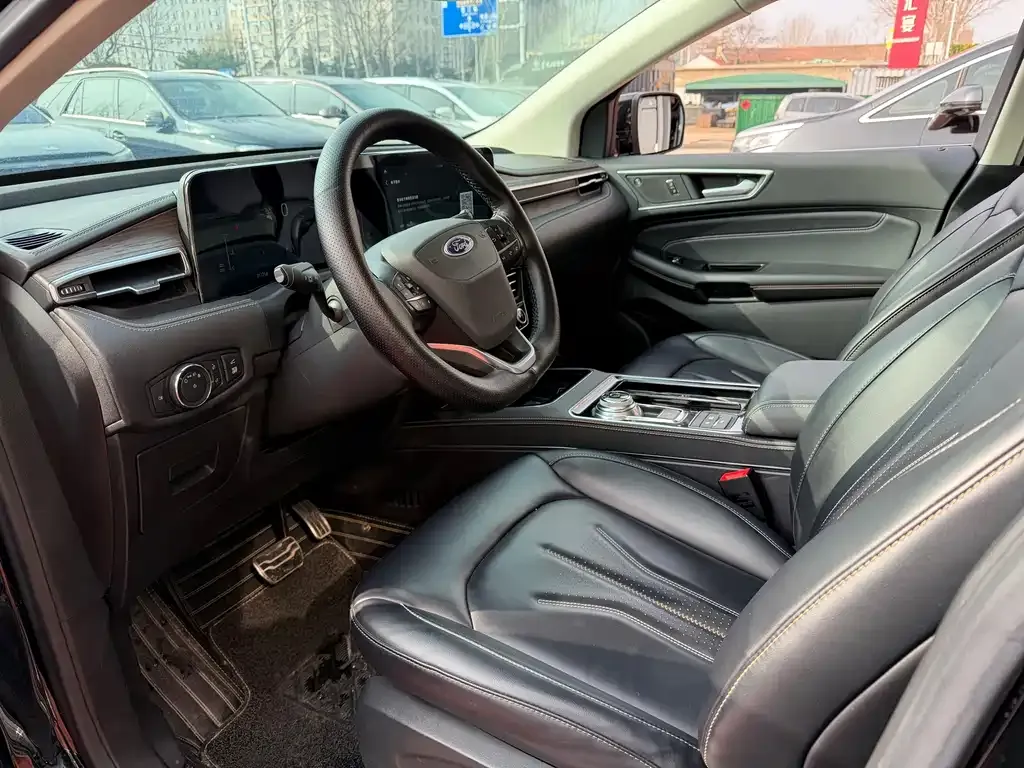 Ford Edge — фото 4