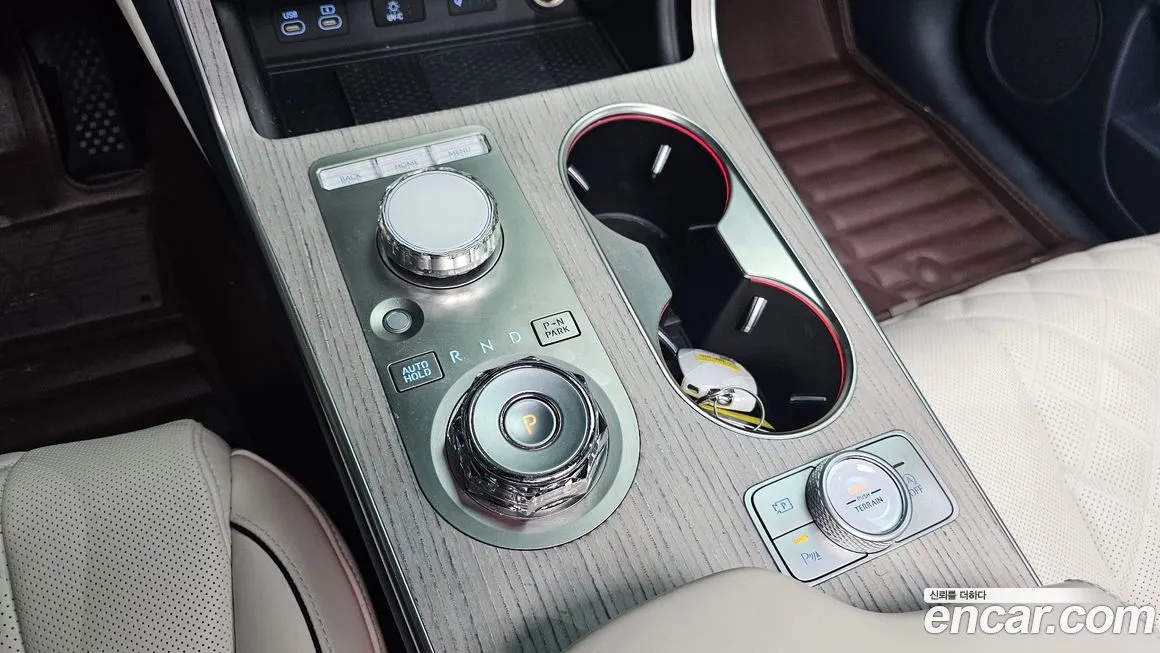 Genesis GV80 — фото 10