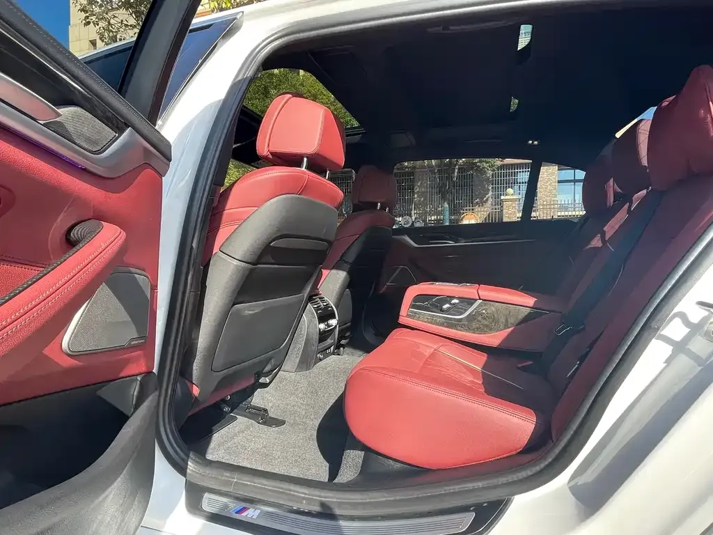 BMW 5 Series 2022 из CN, фото 4