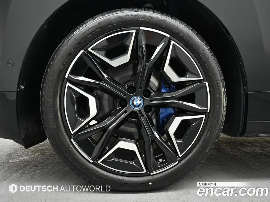 BMW iX 2023 из KR, фото 5