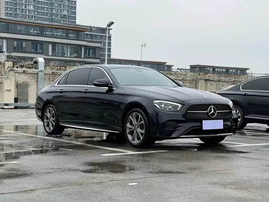 Mercedes-Benz E-Class 2023 из CN, фото 7