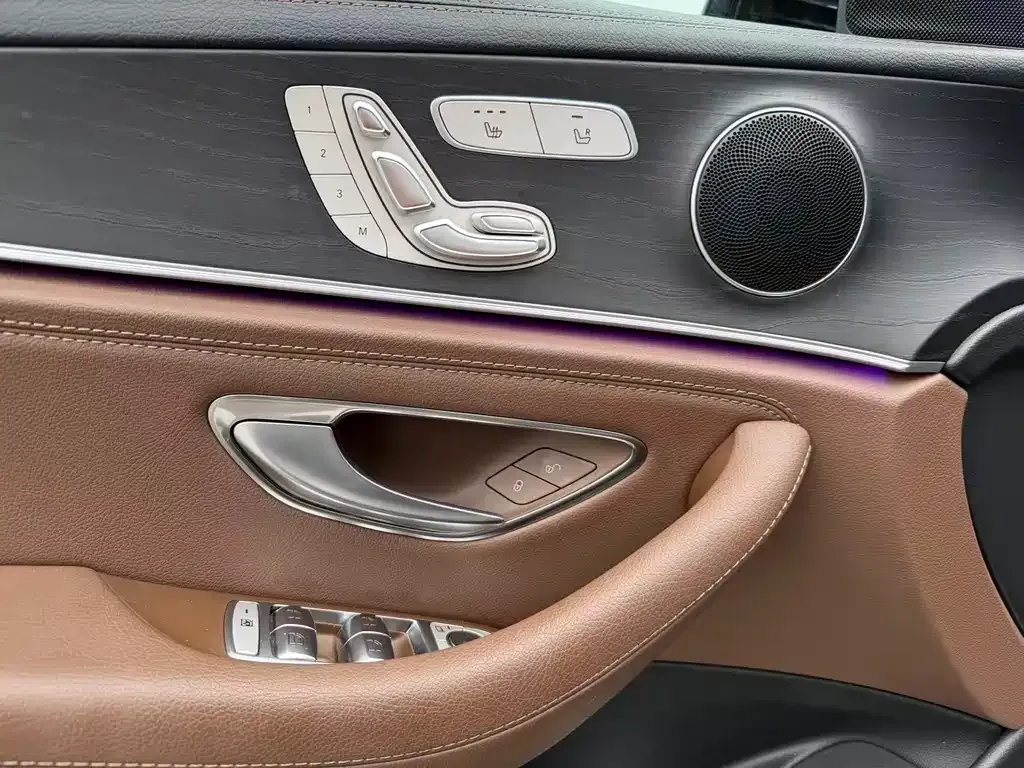 Mercedes-Benz E-Class 2023 из CN, фото 6
