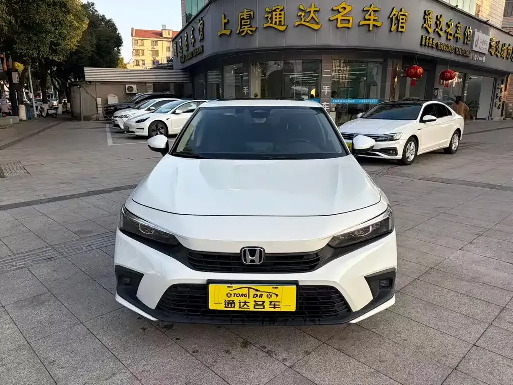 Honda Civic — фото 1