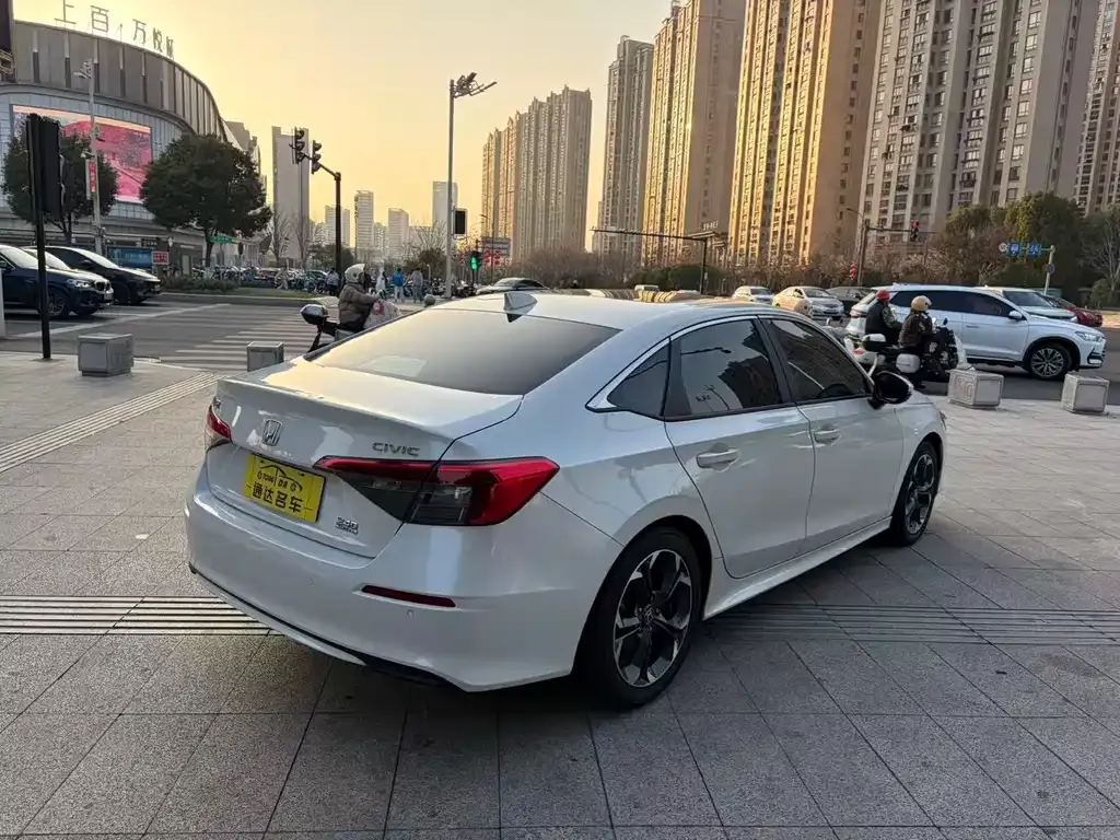 Honda Civic — фото 5