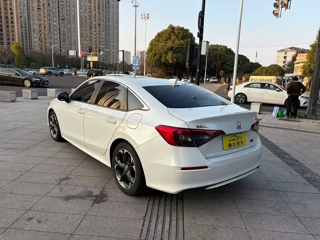 Honda Civic — фото 3