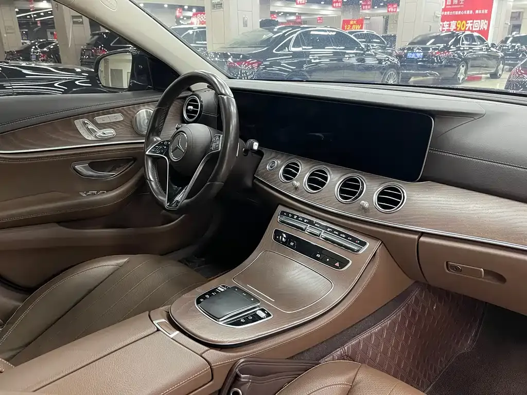 Mercedes-Benz E-Class 2022 из CN, фото 4