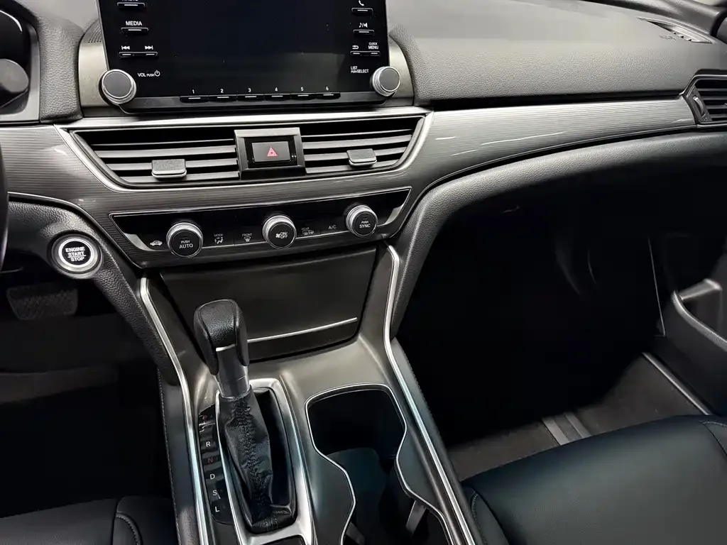 Honda Accord 2021 из CN, фото 7