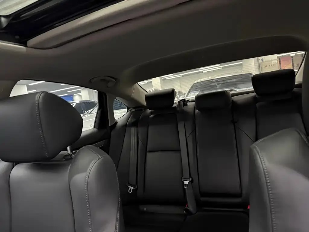 Honda Accord 2021 из CN, фото 3