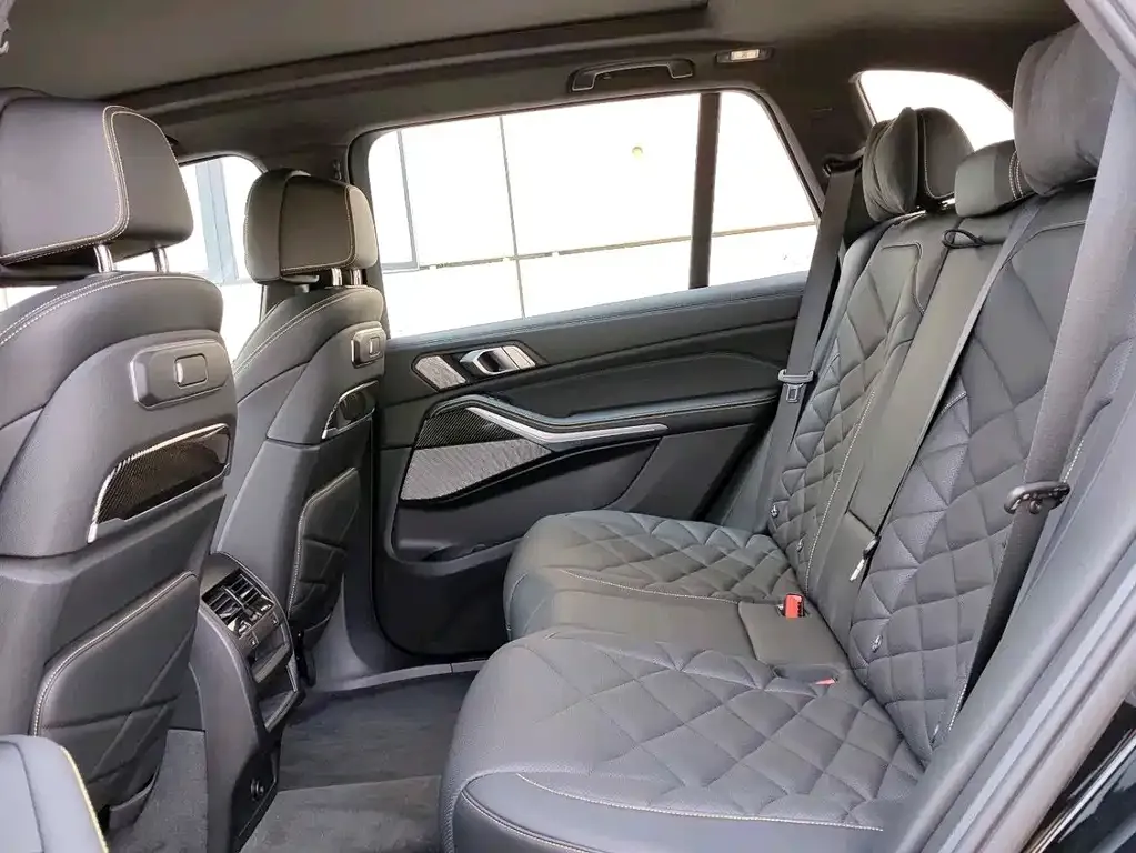 BMW X5 2025 из CN, фото 3