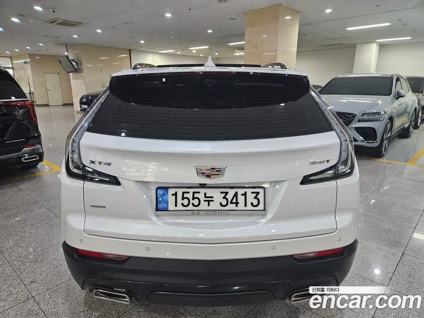 Cadillac XT4 2023 из KR, фото 10