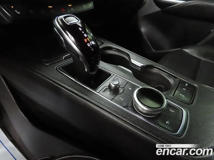 Cadillac XT4 2023 из KR, фото 6