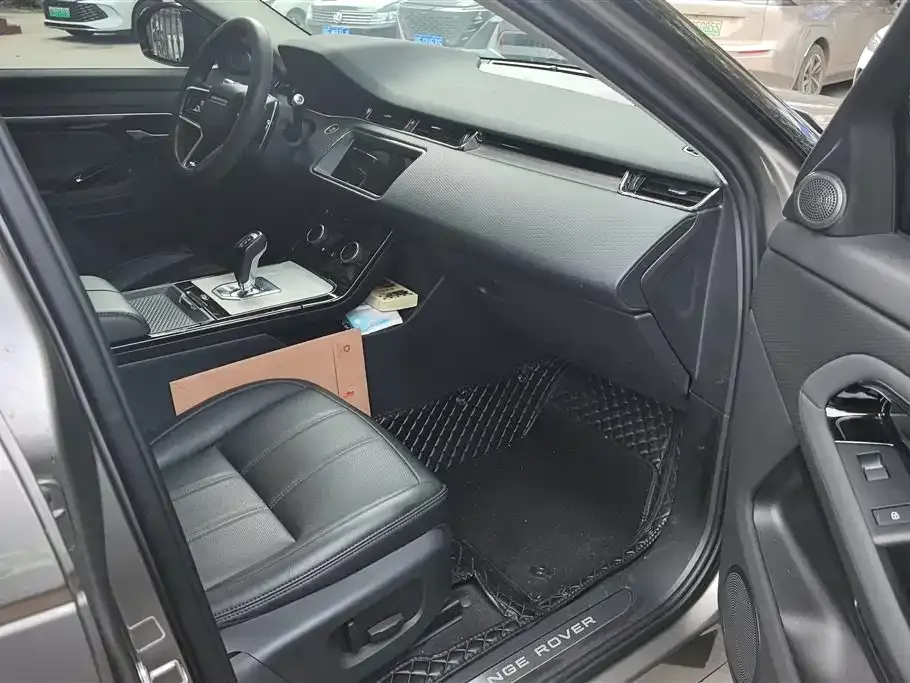 Land Rover Evoque 2021 из CN, фото 4