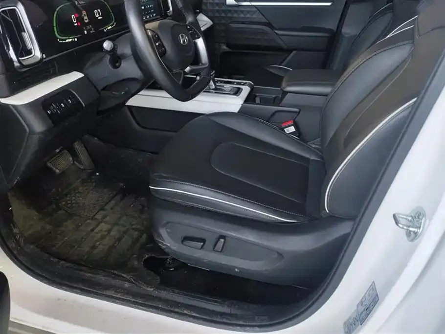Hyundai ix35 2024 из CN, фото 8