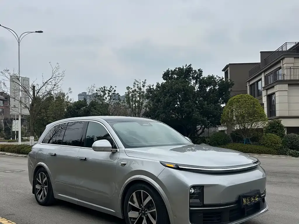 Li Auto L8 2023 из CN, фото 8