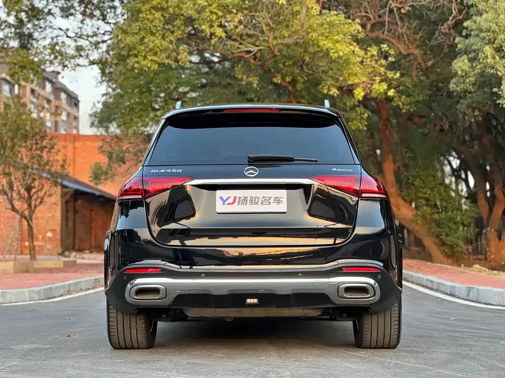 Mercedes-Benz GLE — фото 10