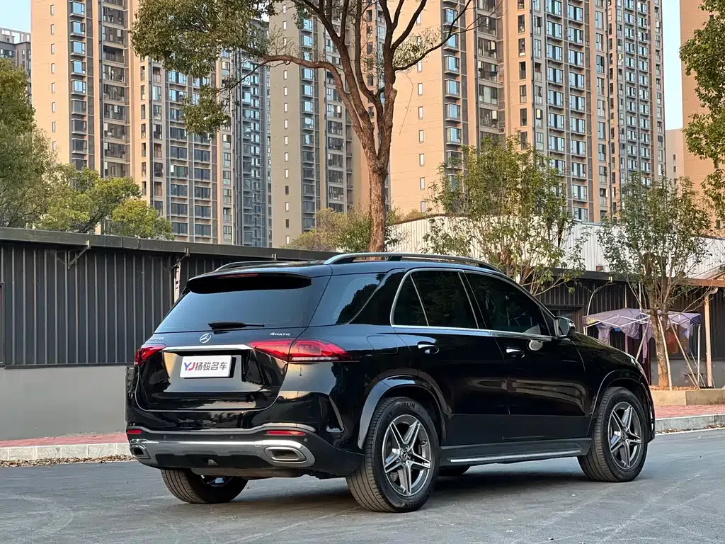Mercedes-Benz GLE — фото 9