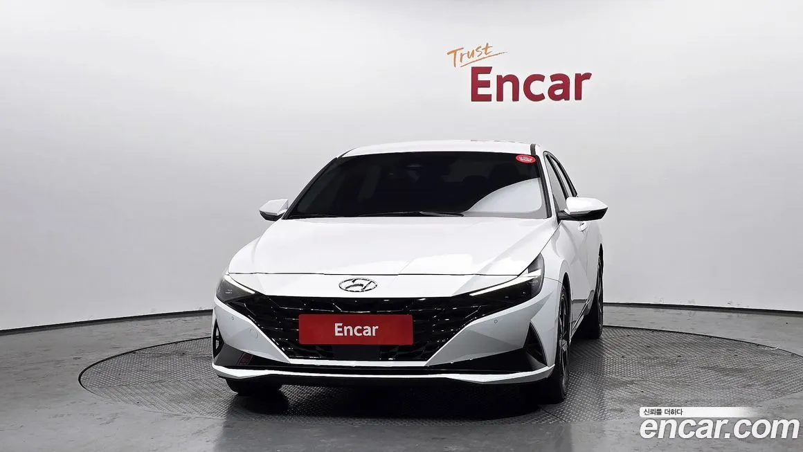 Hyundai AVANTE — фото 2