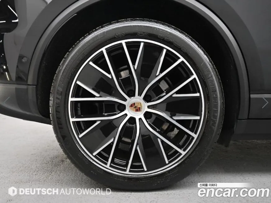 Porsche Macan 2025 из KR, фото 8