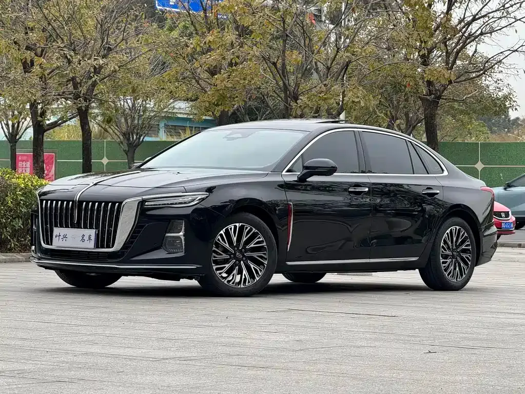 Hongqi H5 — фото 1