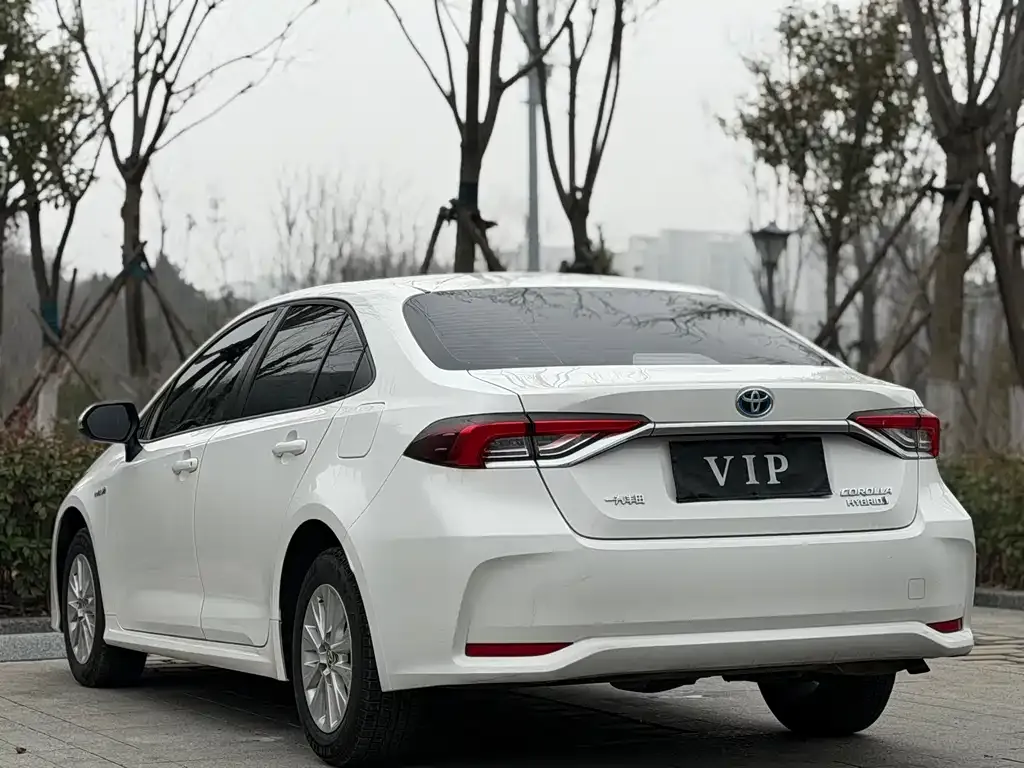 Toyota Corolla 2023 из CN, фото 10