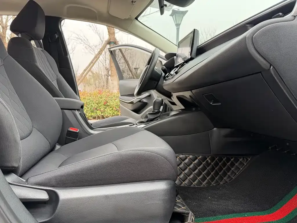 Toyota Corolla 2023 из CN, фото 9
