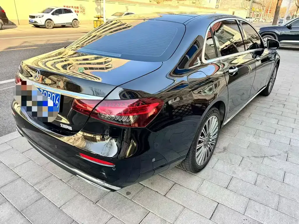 Mercedes-Benz E-Class 2023 из CN, фото 7