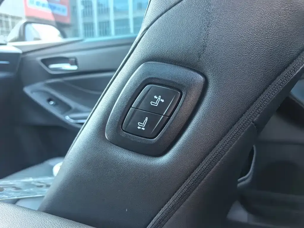 Toyota Avalon 2023 из CN, фото 8