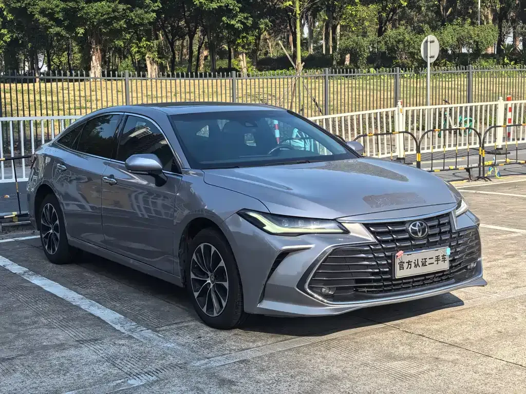 Toyota Avalon 2023 из CN, фото 4