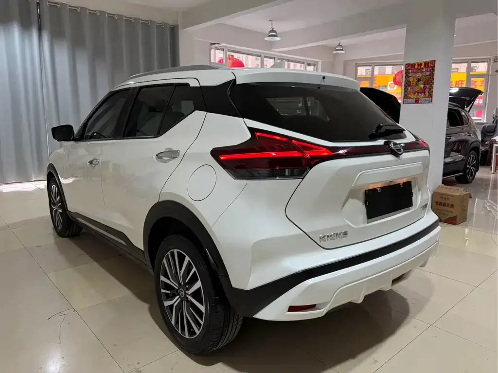 Nissan Kicks — фото 7