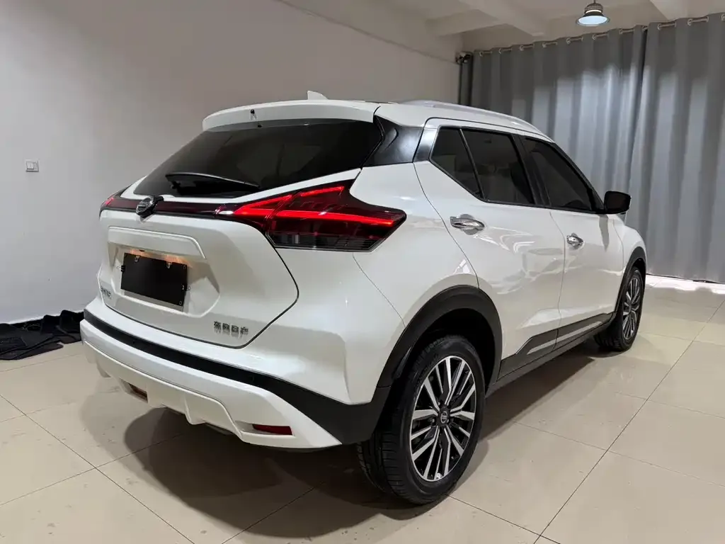 Nissan Kicks — фото 5