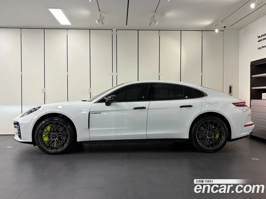 Porsche Panamera 2024 из KR, фото 4